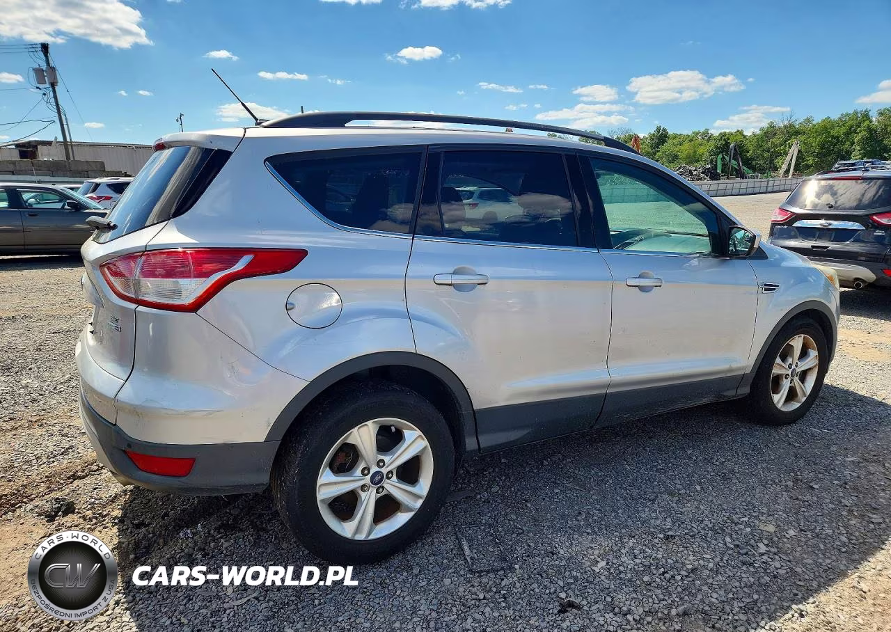 2015 Ford Escape Se VIN:1FMCU9GX2FUA72789 - 3
