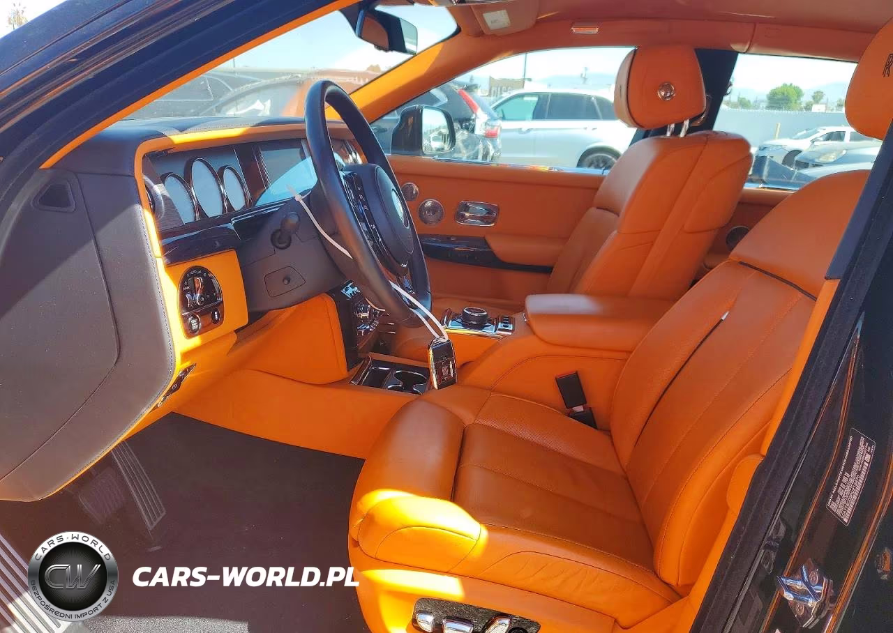 2023 Rolls-Royce Phantom VIN:SCATT6C00PU218470 - 7