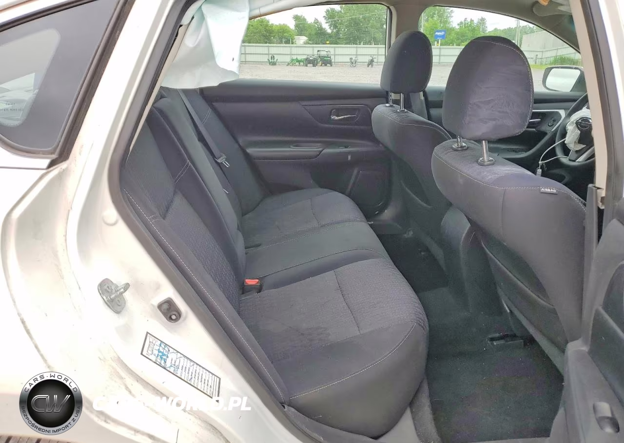 2017 Nissan Altima 2.5 S VIN:1N4AL3AP8HN330109 - 10