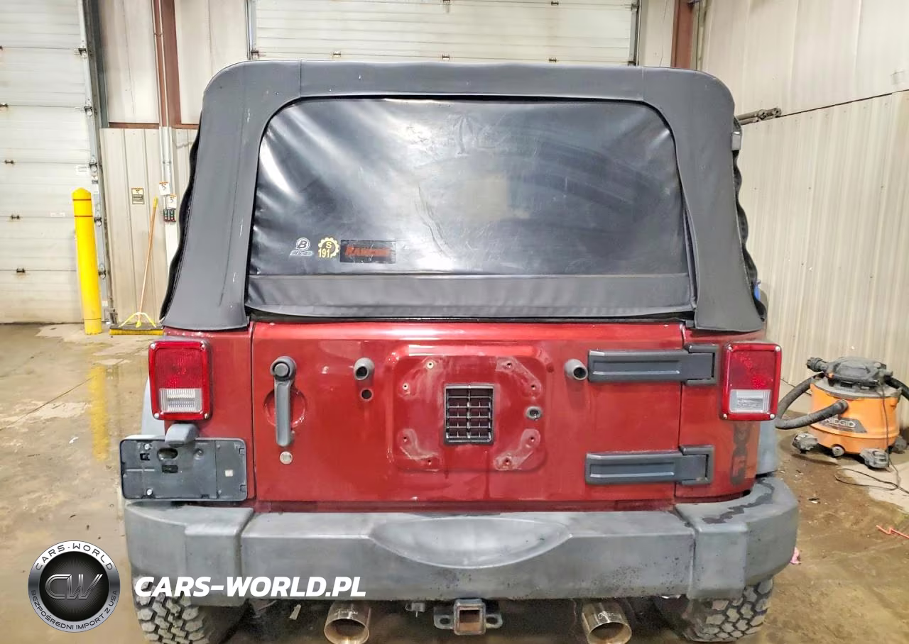 2007 Jeep Wrangler X VIN:1J4GA39117L129988 - 6