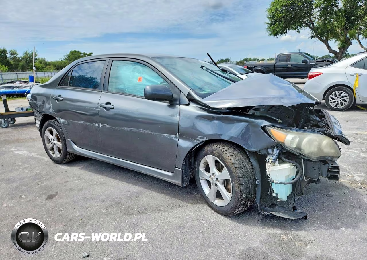2012 Toyota Corolla S VIN:2T1BU4EE2CC803637 - 4