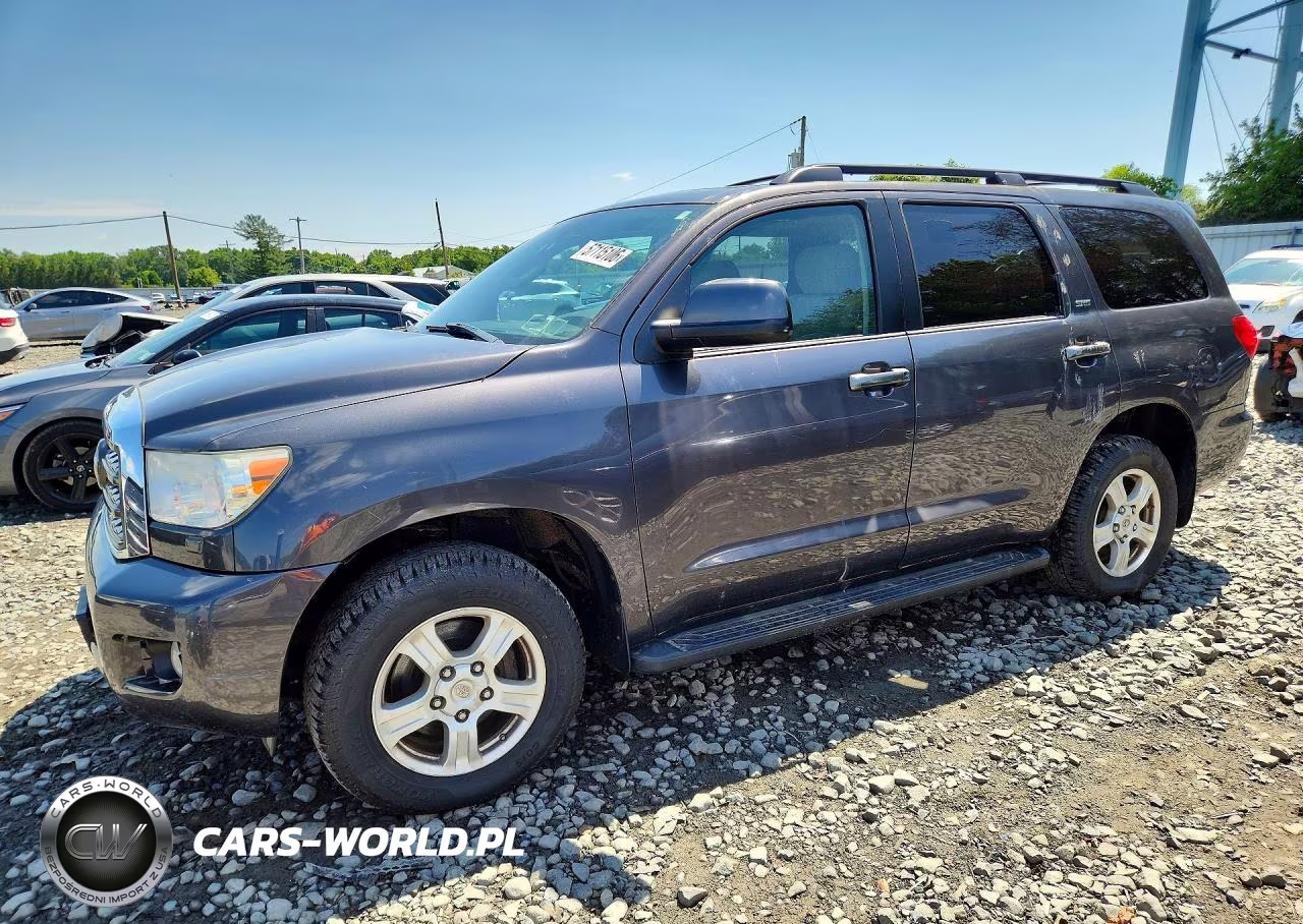 2013 Toyota Sequoia Sr5