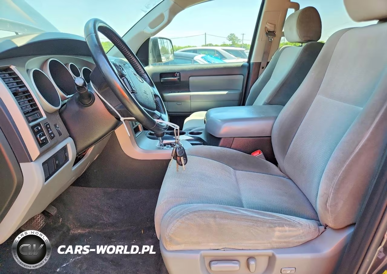 2013 Toyota Sequoia Sr5 VIN:5TDBY5G15DS082730 - 7