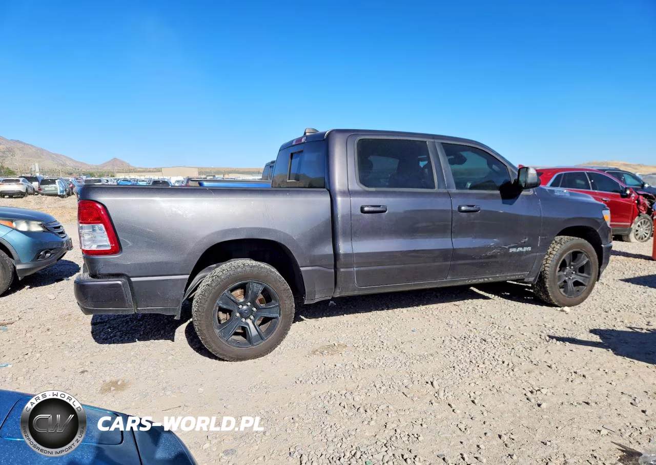 2019 Ram 1500 Big Horn VIN:1C6SRFFT2KN626407 - 3