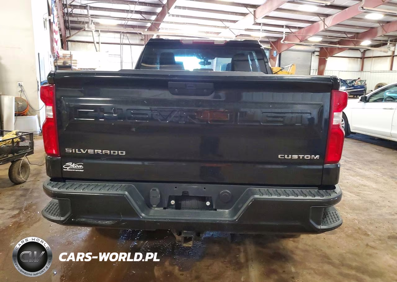 2020 Chevrolet Silverado K1500 Custom VIN:1GCRYBEK2LZ202389 - 6
