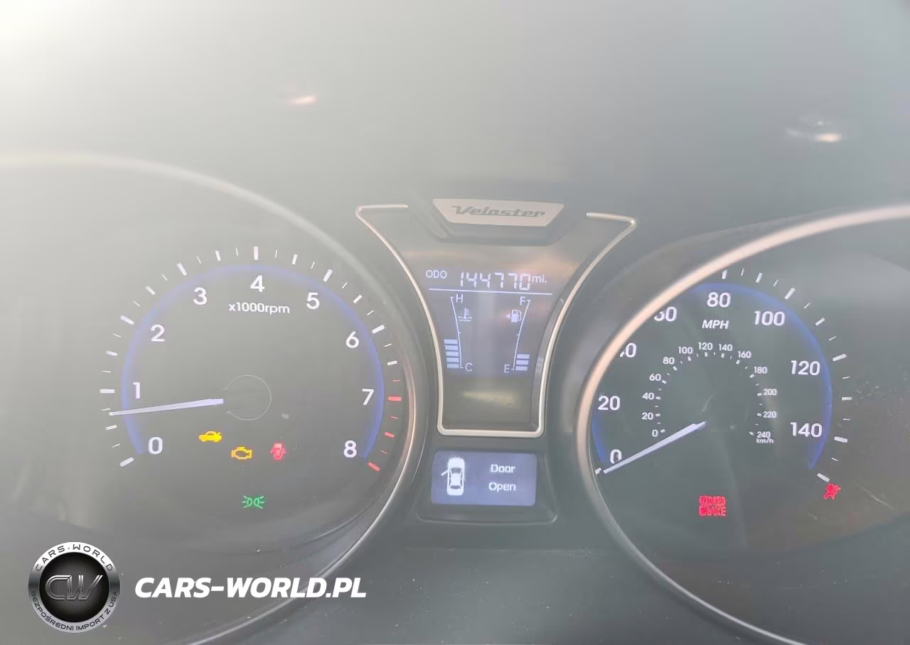 2013 Hyundai Veloster Turbo VIN:KMHTC6AE8DU153348 - 9