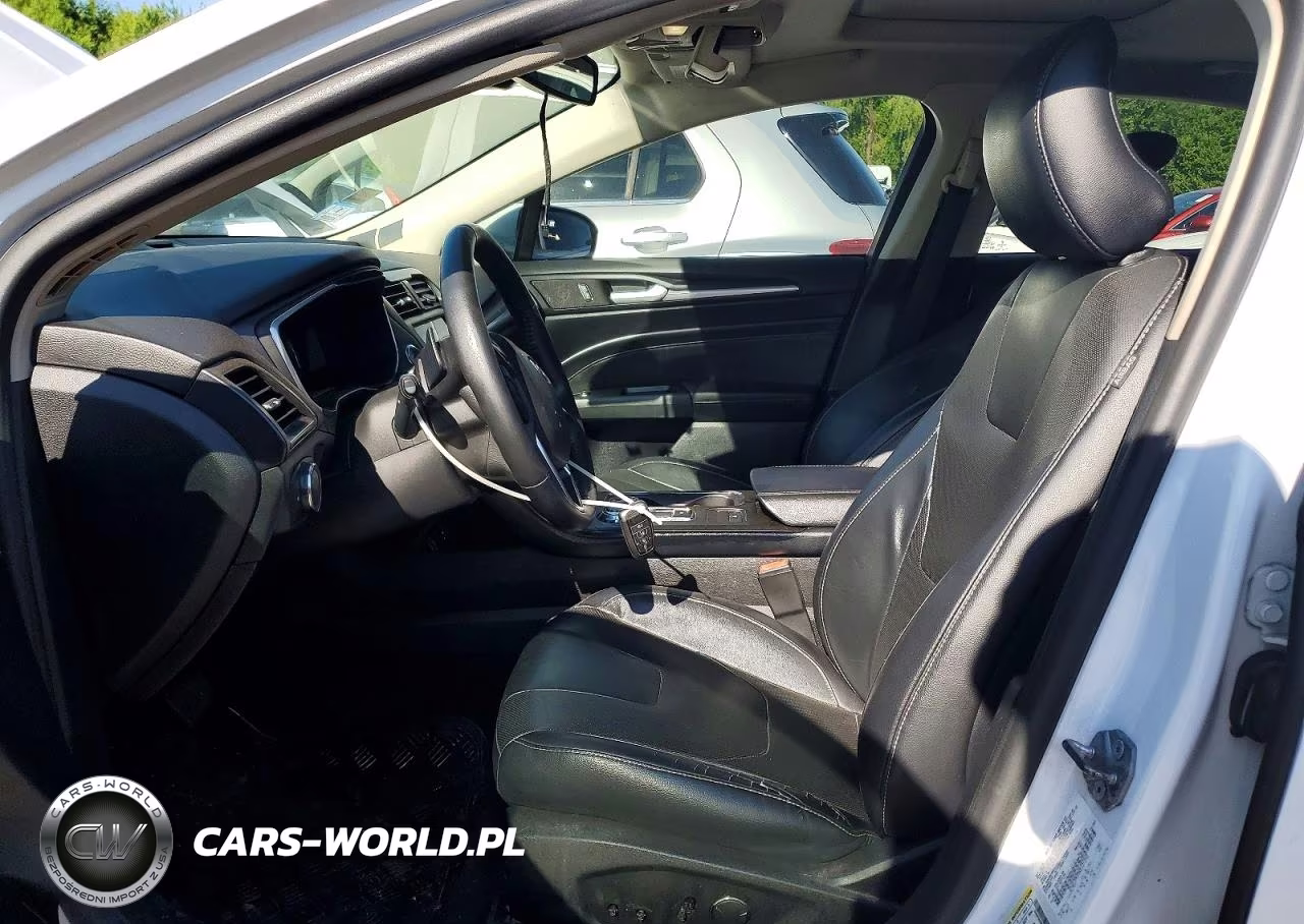 2019 Ford Fusion Titanium VIN:3FA6P0K98KR121353 - 7