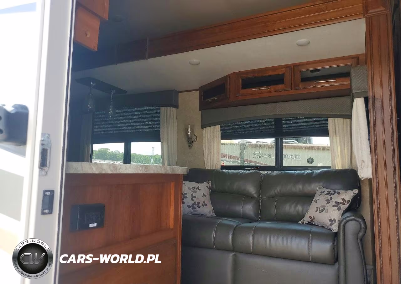 JAYCO EAGLE VIN:1UJCJ0BPXJ1P20213 - 6