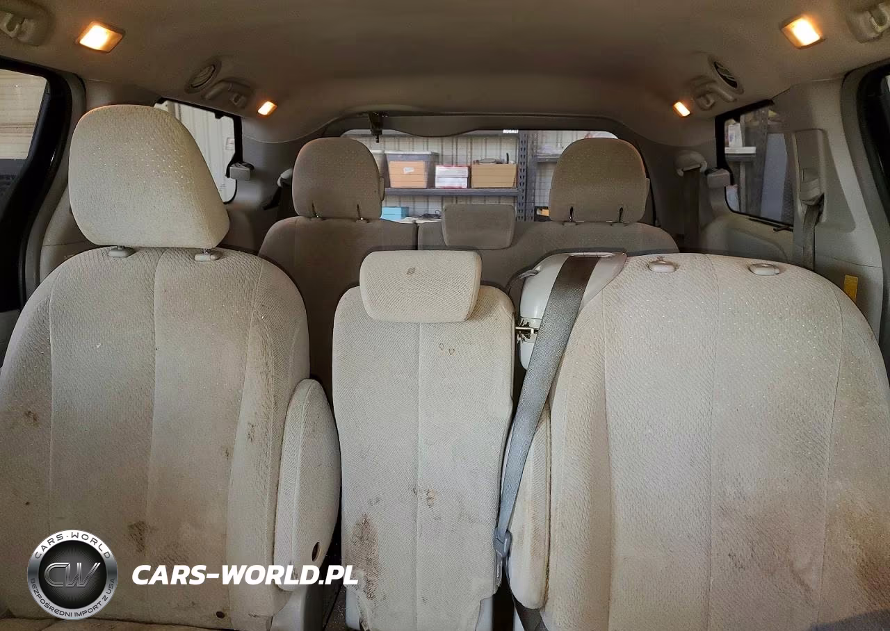 2014 Toyota Sienna Le VIN:5TDKK3DC9ES476356 - 10