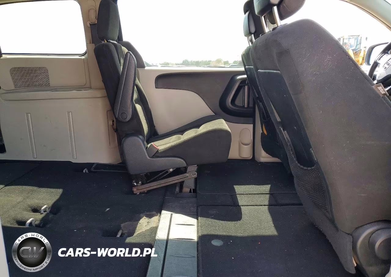 2015 Dodge Grand Caravan Se VIN:2C4RDGBG0FR608193 - 11