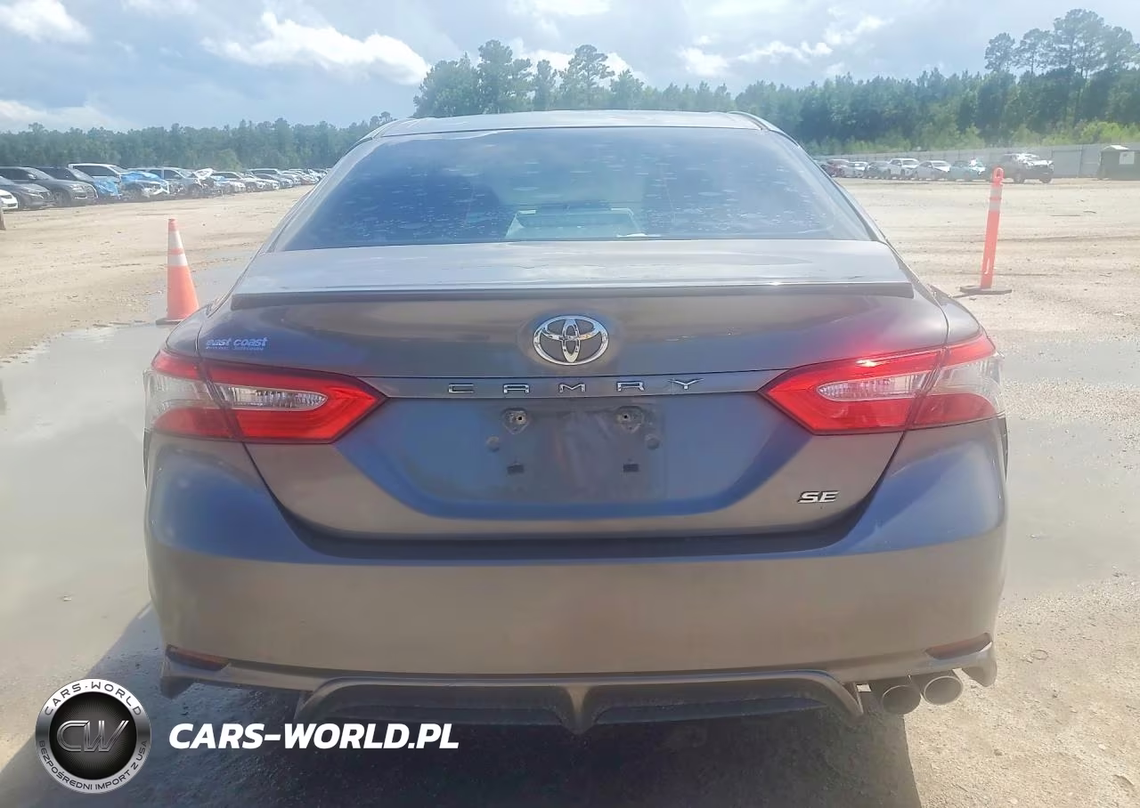 2018 Toyota Camry Se VIN:4T1B11HK0JU596332 - 6