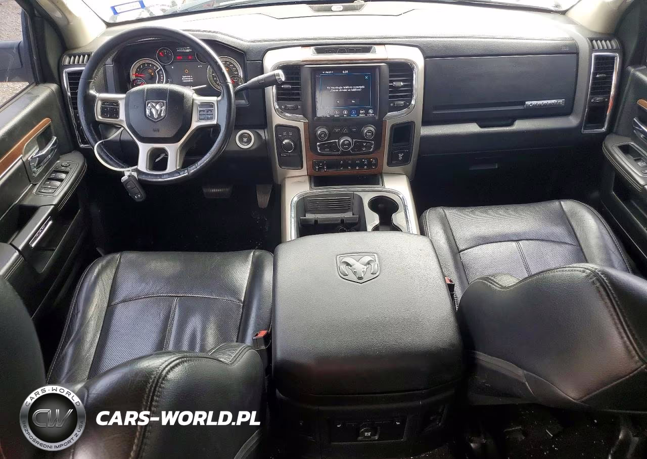 2018 Ram 3500 Laramie VIN:3C63RRJL6JG353007 - 8