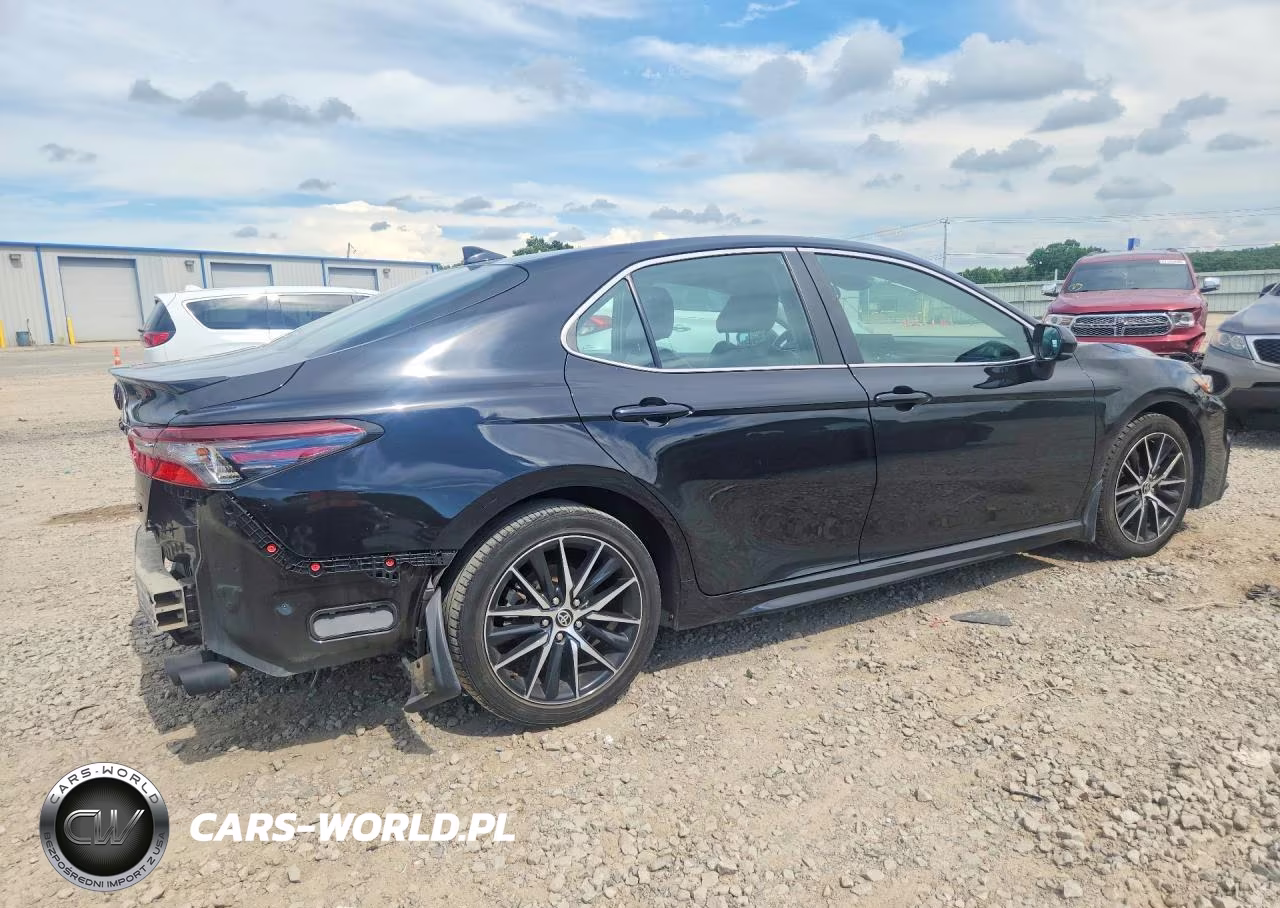2021 Toyota Camry Se VIN:4T1G11AK9MU570607 - 3
