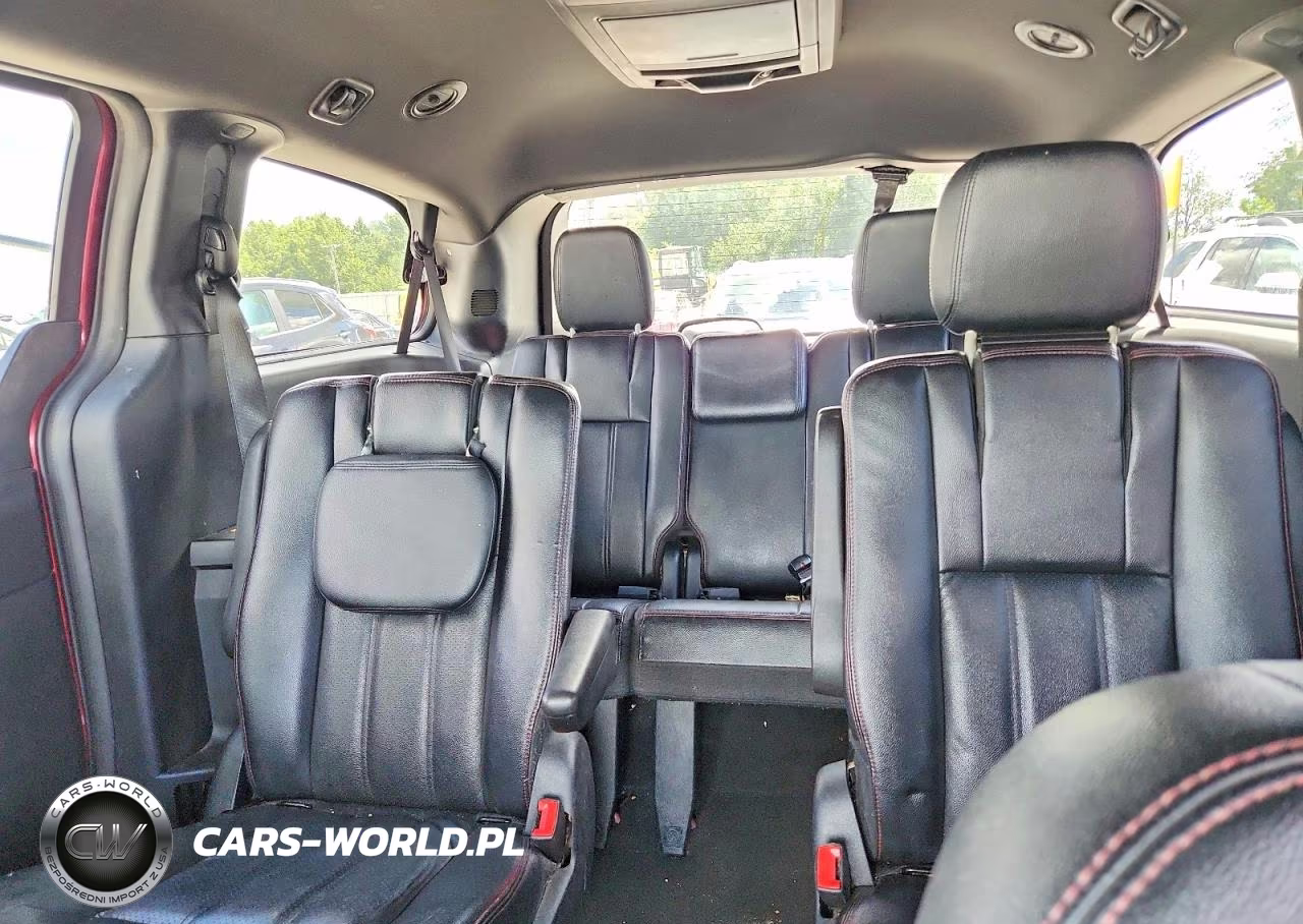 2018 Dodge Grand Caravan Gt VIN:2C4RDGEG6JR283716 - 10
