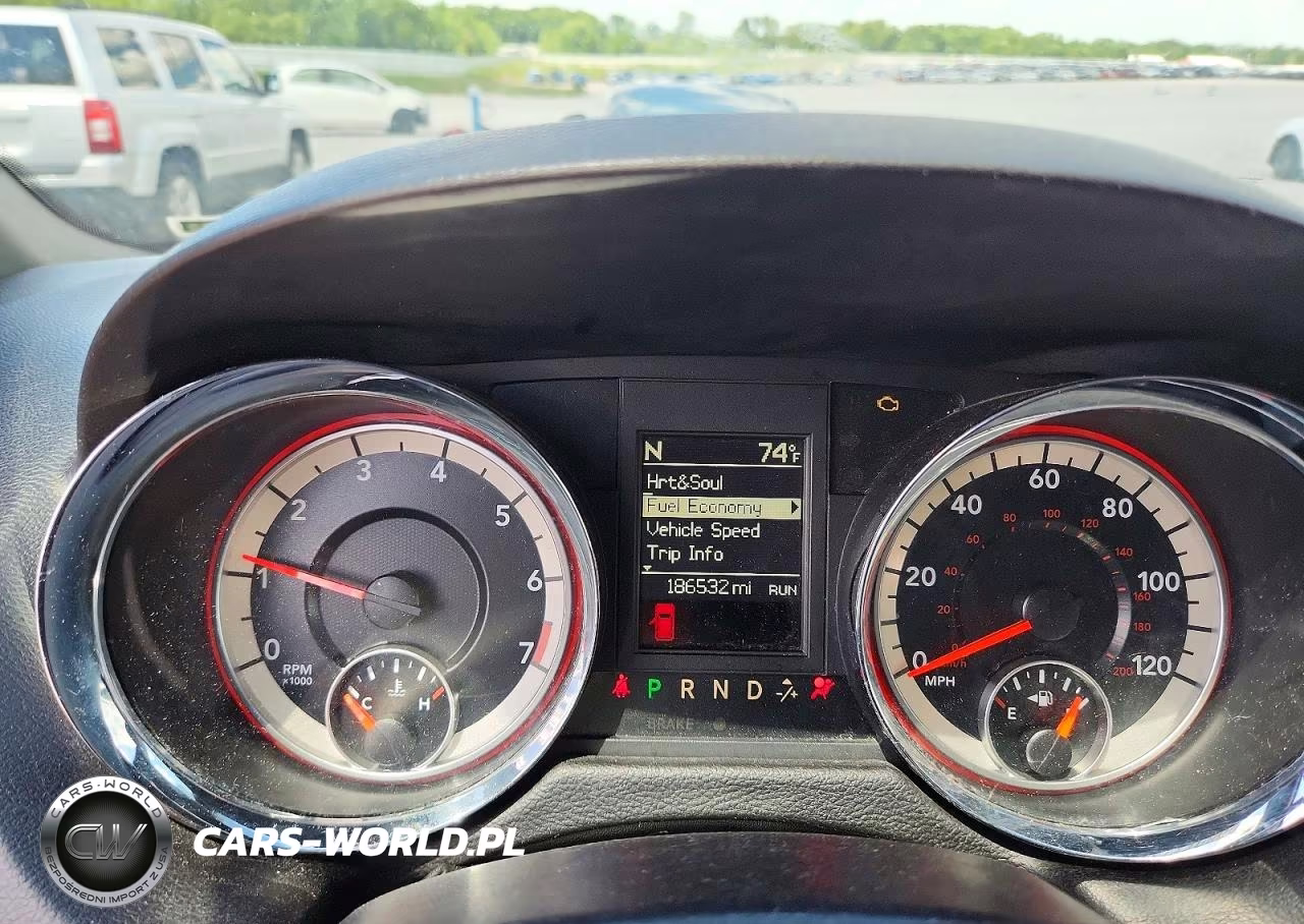 2018 Dodge Grand Caravan Gt VIN:2C4RDGEG6JR283716 - 9