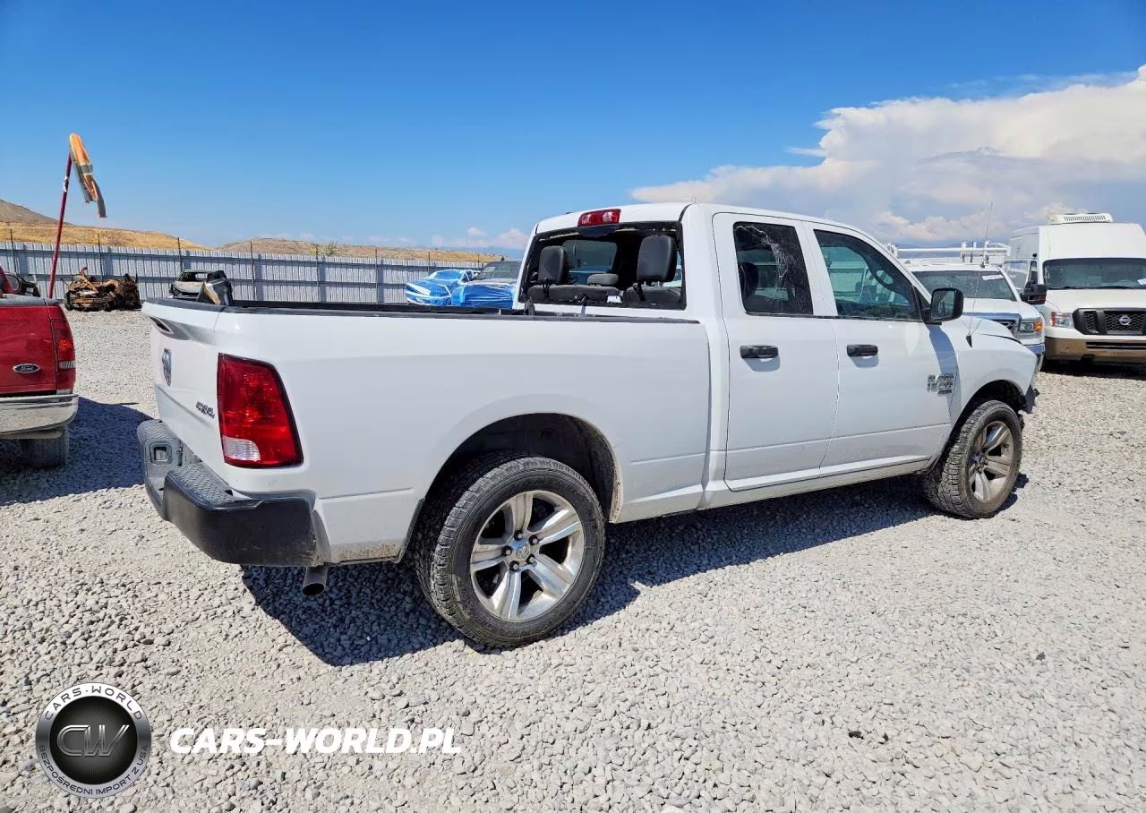 2022 Ram 1500 Classic Tradesman VIN:1C6RR7FG9NS152680 - 3