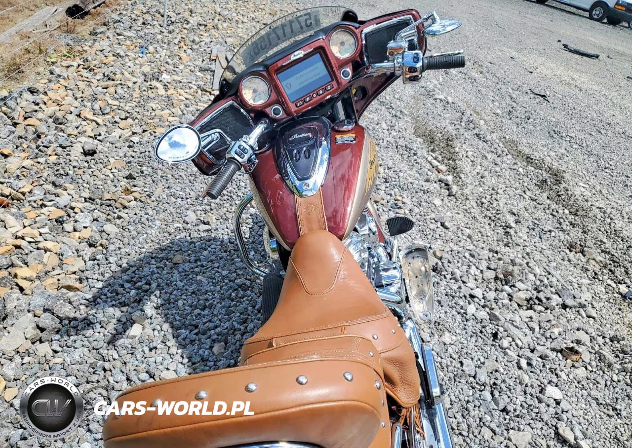 2019 Indian Motorcycle Co. Chieftain Classic VIN:56KTFAAA0K3375505 - 6