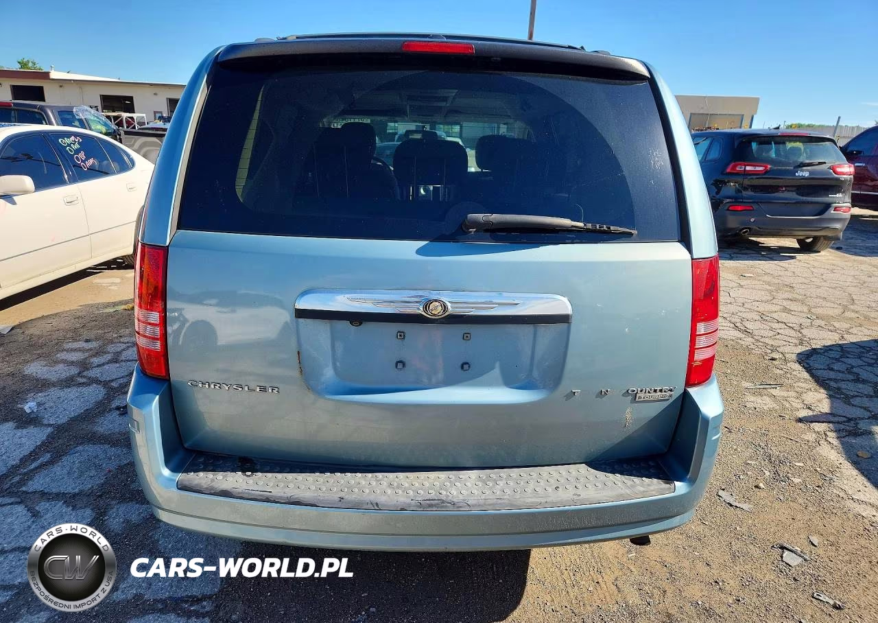 2010 Chrysler Town & Country Touring VIN:2A4RR5D13AR110619 - 6