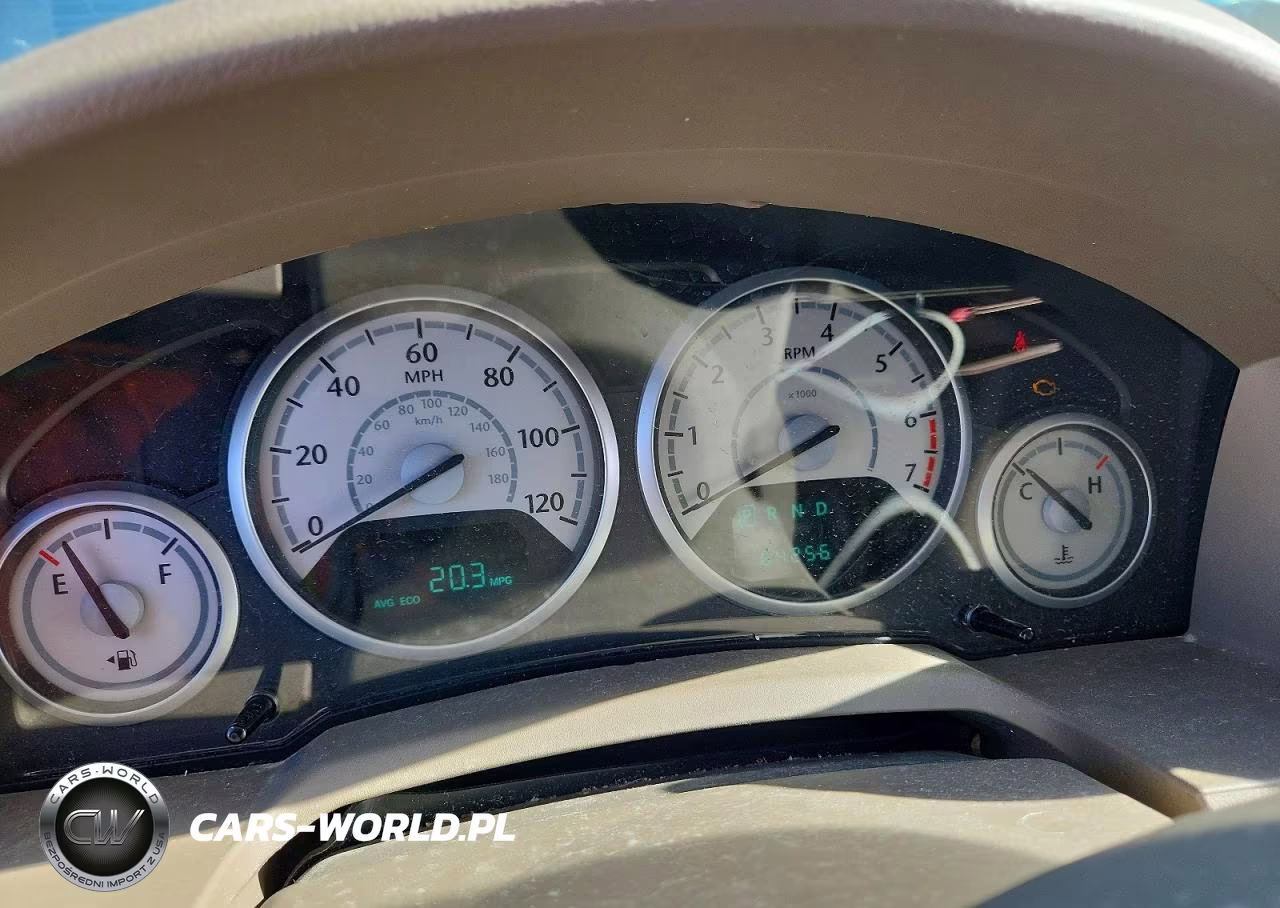 2010 Chrysler Town & Country Touring VIN:2A4RR5D13AR110619 - 9