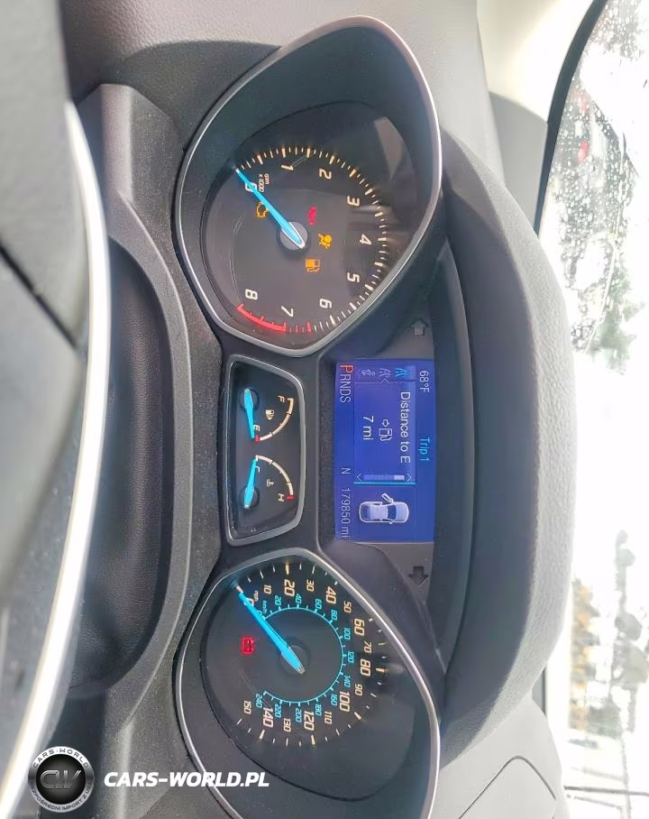2013 Ford Escape S VIN:1FMCU0F70DUB12104 - 9