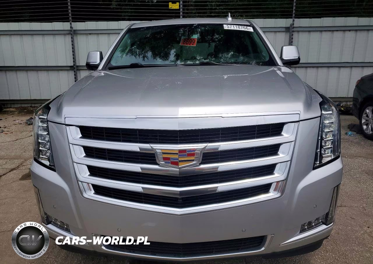 2018 Cadillac Escalade Luxury VIN:1GYS3BKJ3JR303248 - 5