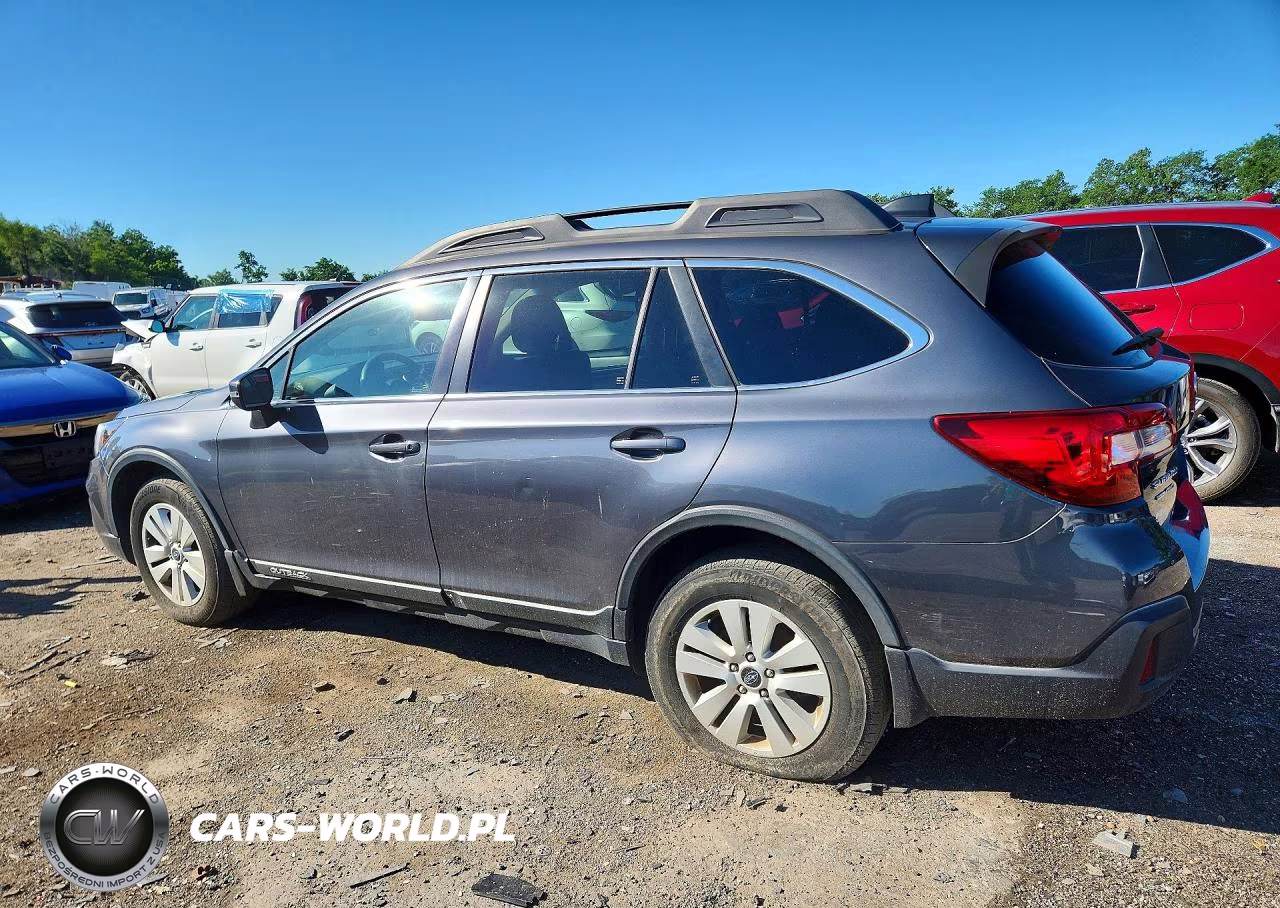 2018 Subaru Outback 2.5I Premium VIN:4S4BSAHC7J3373507 - 2