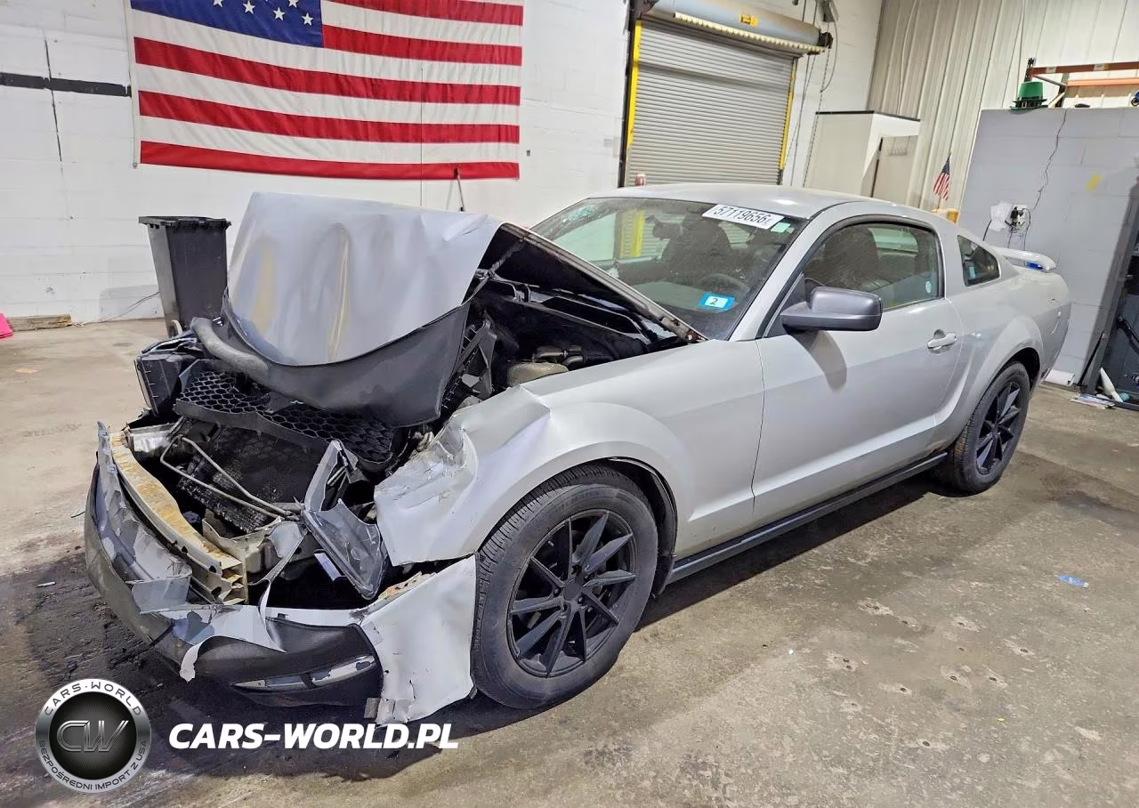 2005 Ford Mustang