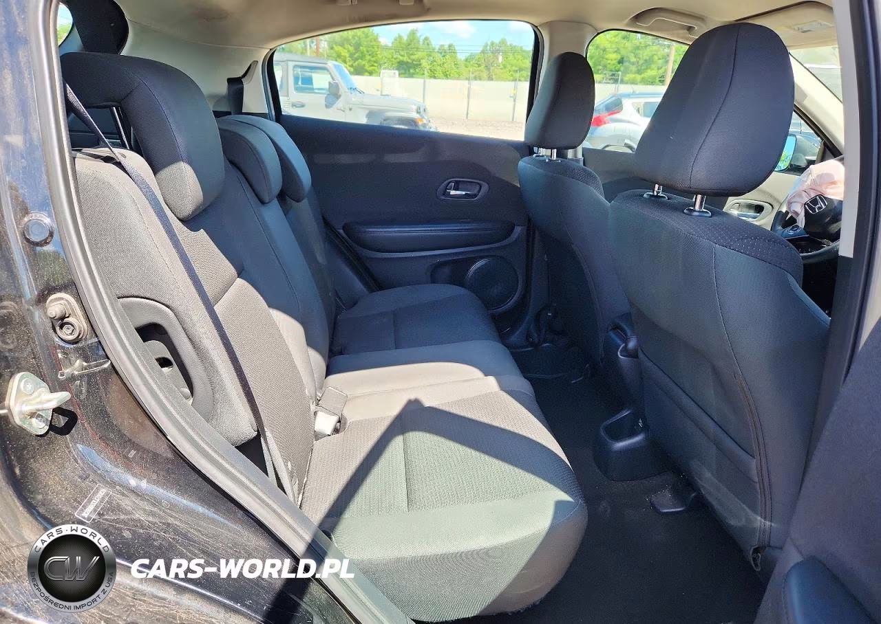 2020 Honda Hr-V Lx VIN:3CZRU6H33LG700828 - 11
