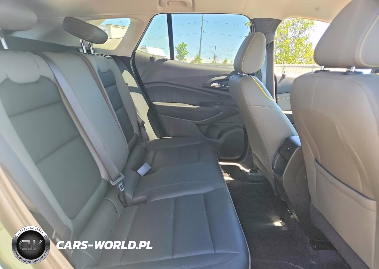 2025 Chevrolet Trax Activ VIN:KL77LKEP2SC160905 - 11