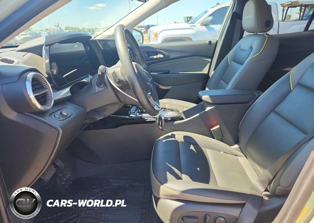 2025 Chevrolet Trax Activ VIN:KL77LKEP2SC160905 - 7