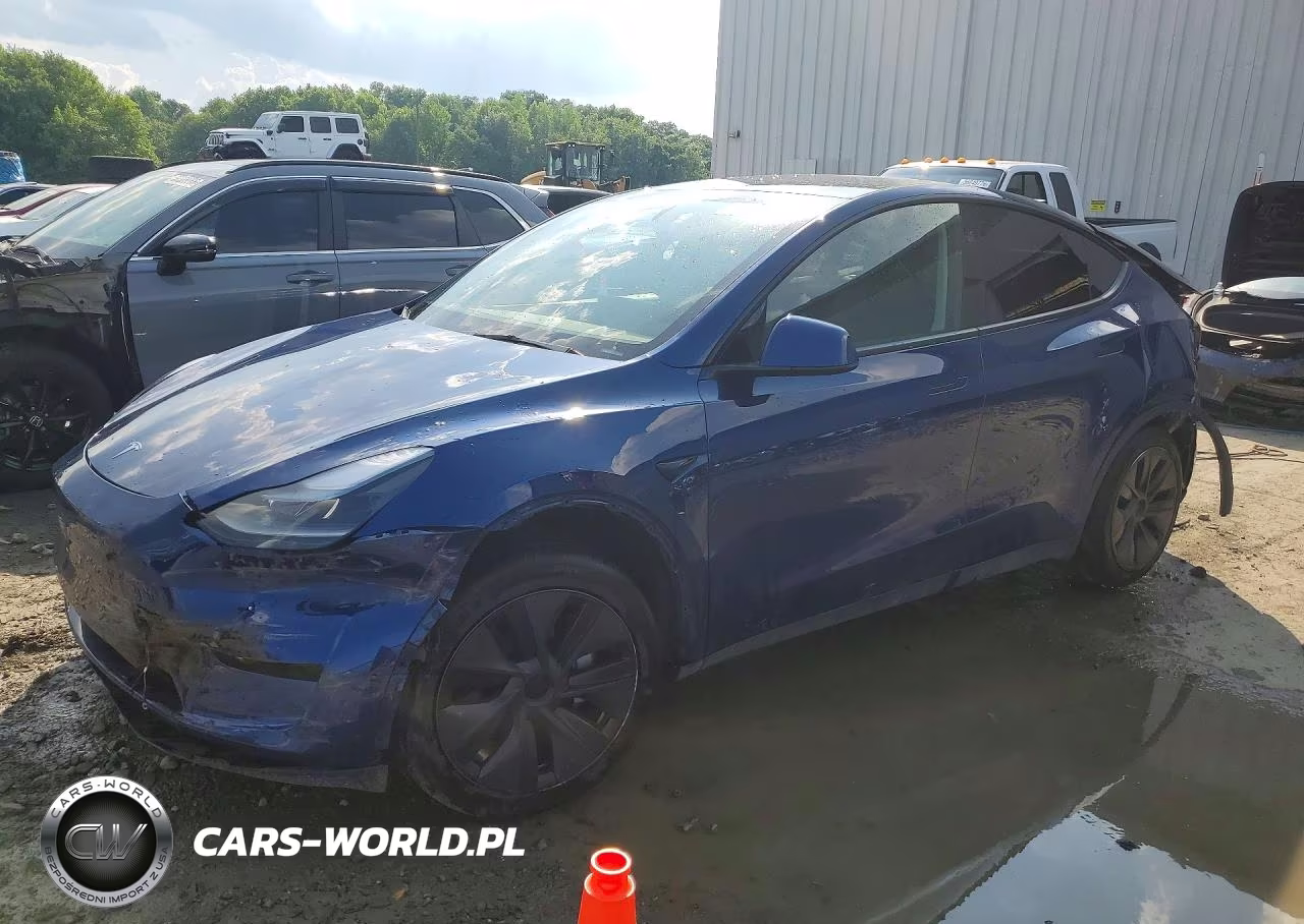 2025 Tesla Model Y – zdjęcie 1 z 12