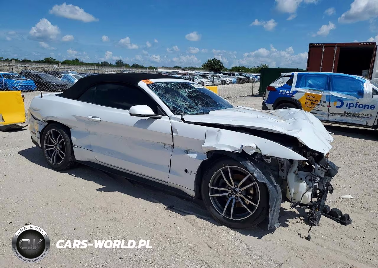 2017 Ford Mustang VIN:1FATP8UH9H5305430 - 4