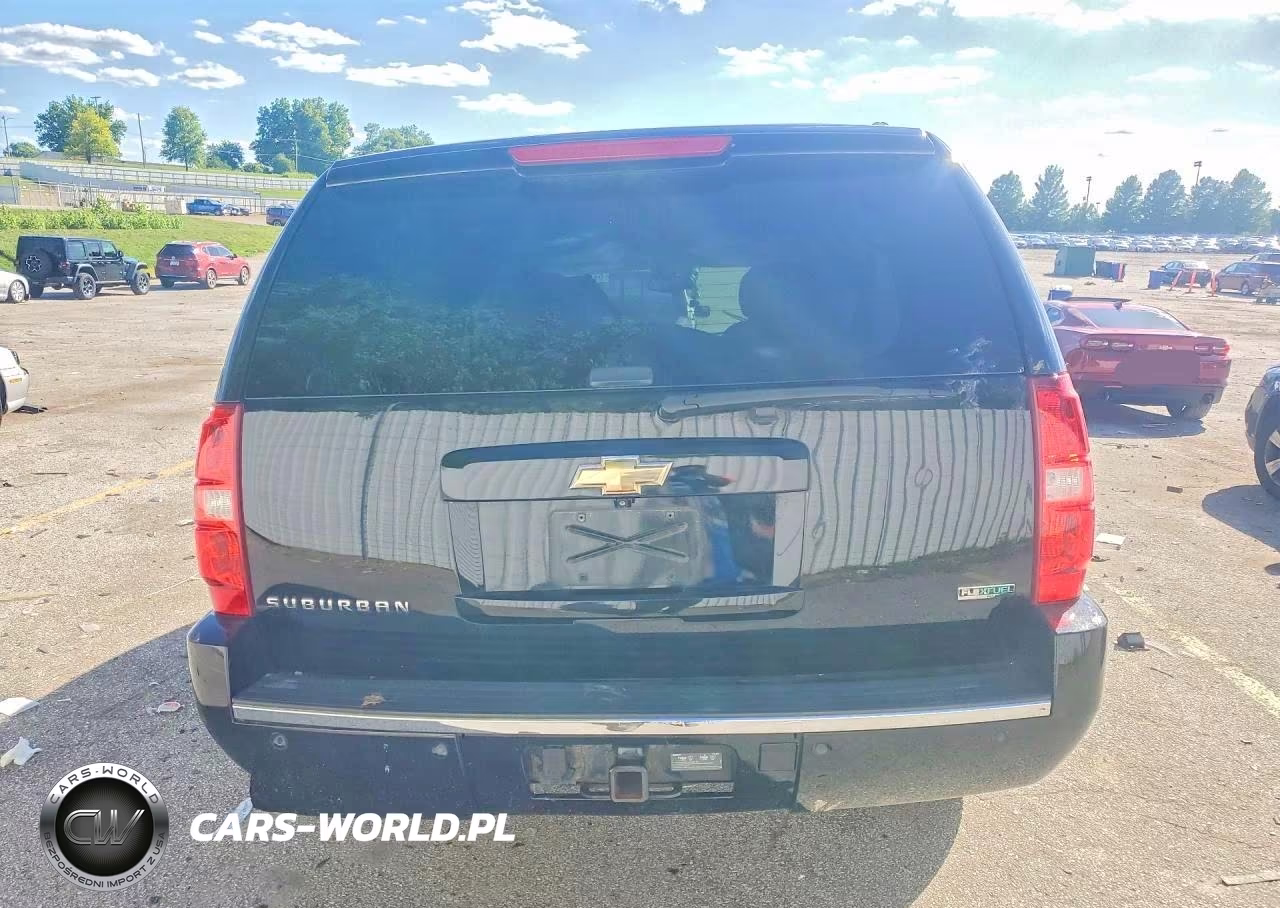 2011 Chevrolet Suburban K1500 Ltz VIN:1GNSKKE38BR316446 - 6