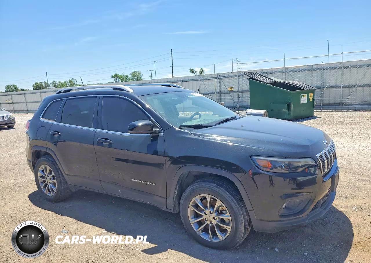 2021 Jeep Cherokee Latitude Lux VIN:1C4PJMMX2MD209149 - 4