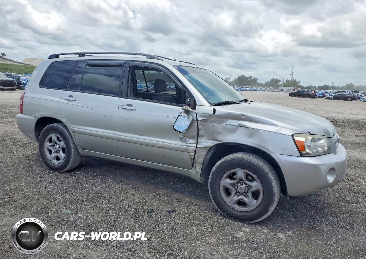 2004 Toyota Highlander Base VIN:JTEGD21AX40104681 - 4