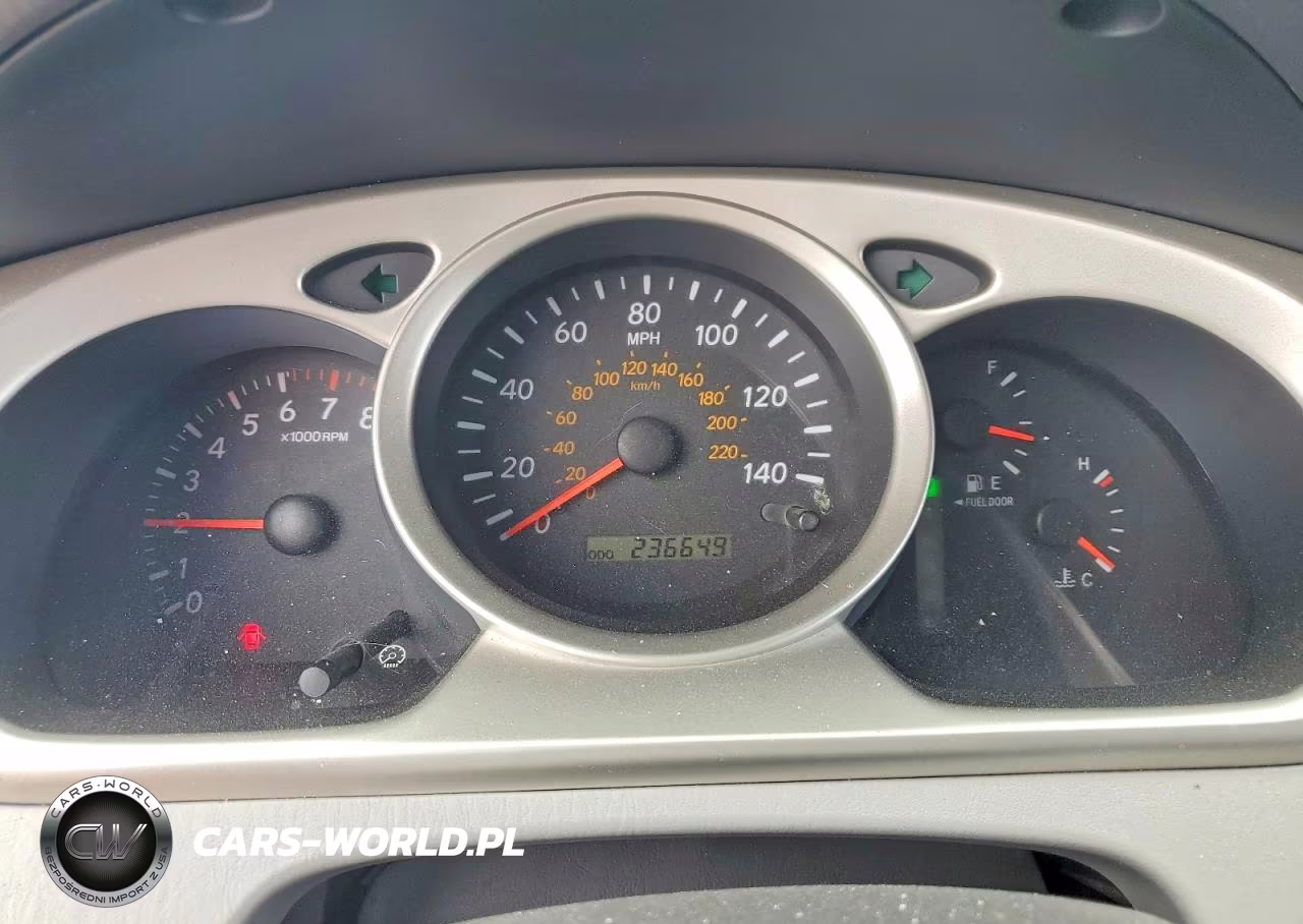 2004 Toyota Highlander Base VIN:JTEGD21AX40104681 - 9