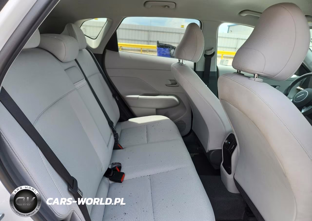 2025 Hyundai Kona Sel VIN:KM8HC3AB6SU221198 - 11