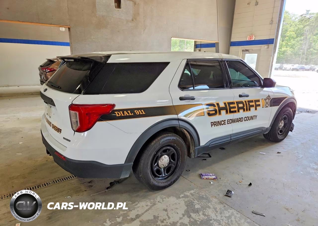 2023 Ford Explorer Police Interceptor VIN:1FM5K8AC8PGB97813 - 3