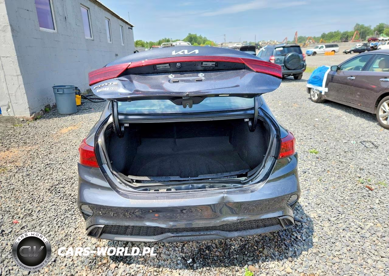 2023 Kia Forte Lxs VIN:3KPF24AD4PE555791 - 6