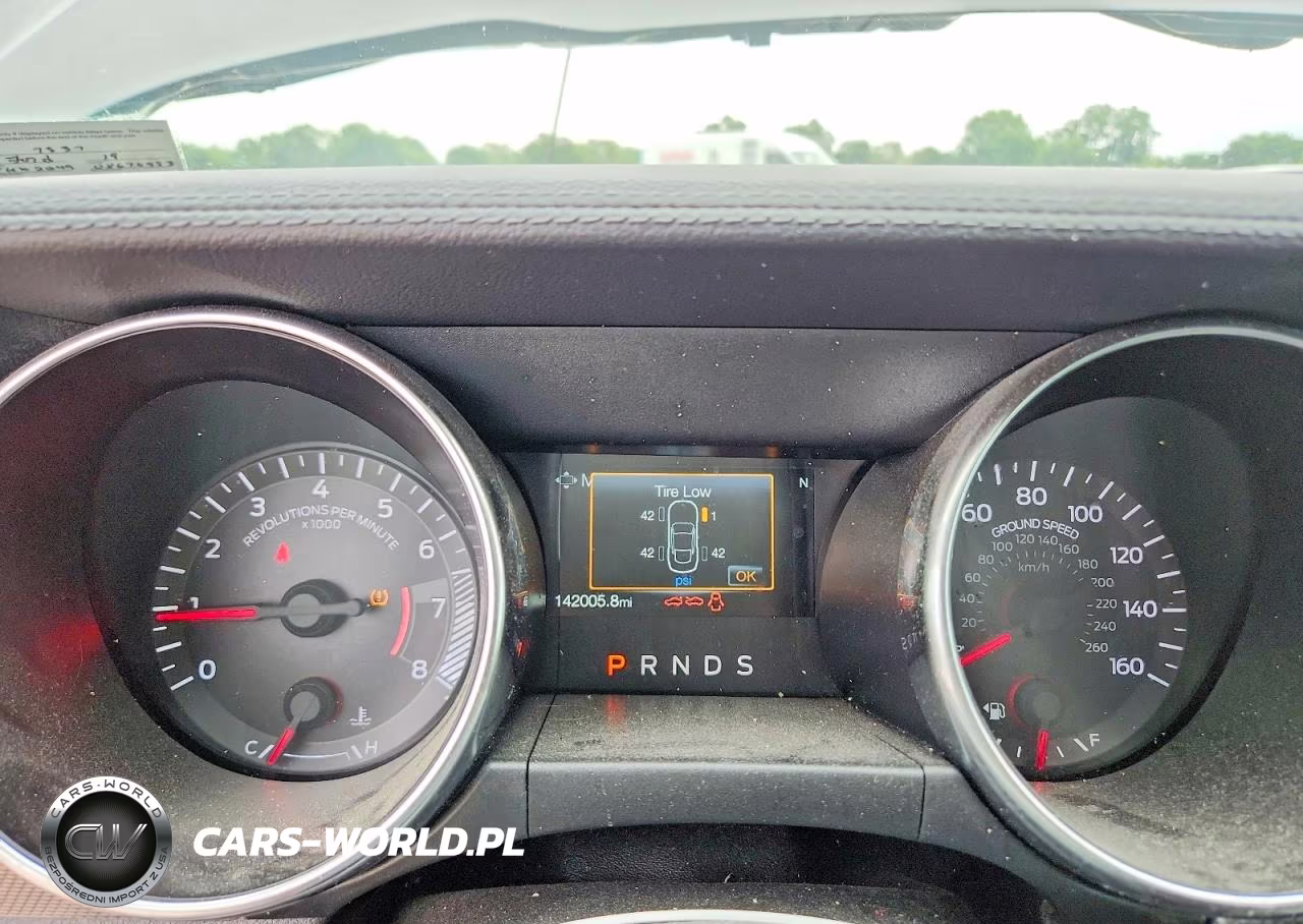 2019 Ford Mustang VIN:1FA6P8TH7K5167537 - 9
