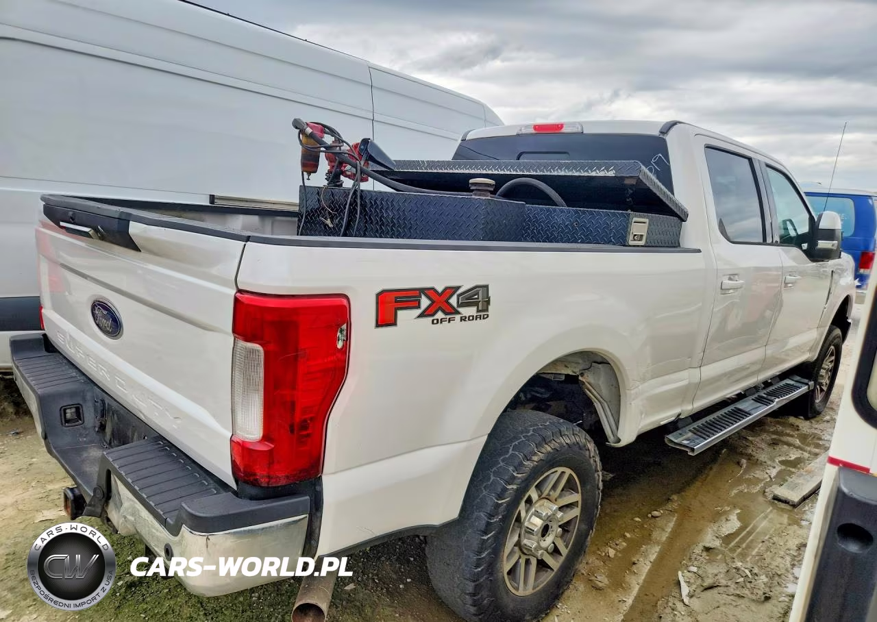 2019 Ford F250 Super Duty VIN:1FT7W2B64KEF12019 - 3
