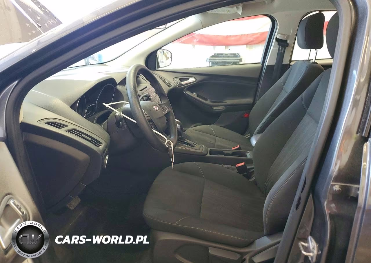 2016 Ford Focus Se VIN:1FADP3F25GL365831 - 7