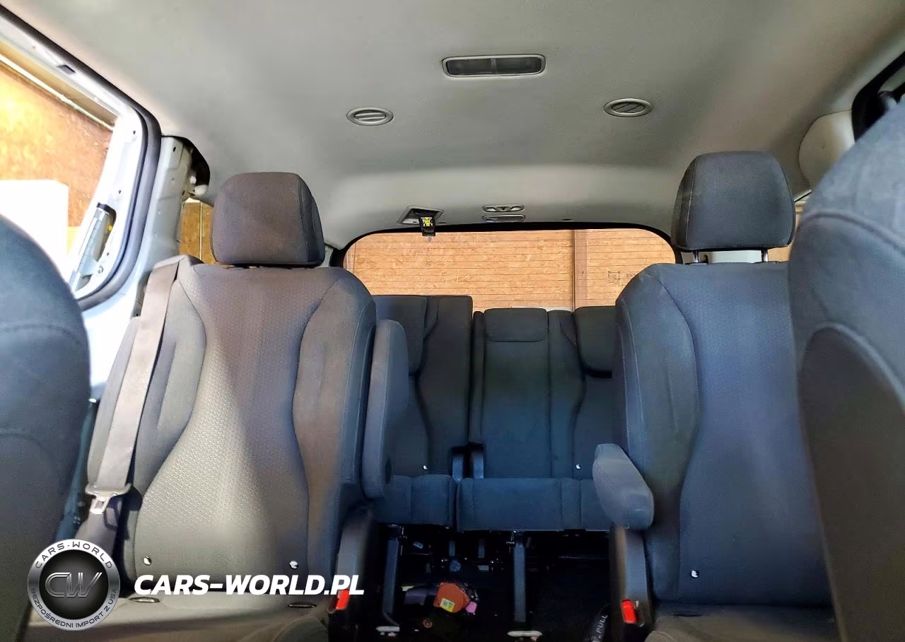 2022 Kia Carnival VIN:KNDNB4H36N6190753 - 10