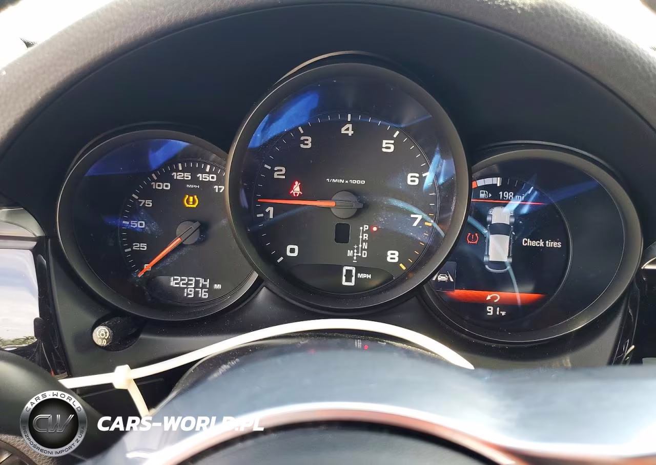 2018 Porsche Macan VIN:WP1AA2A58JLB21543 - 9