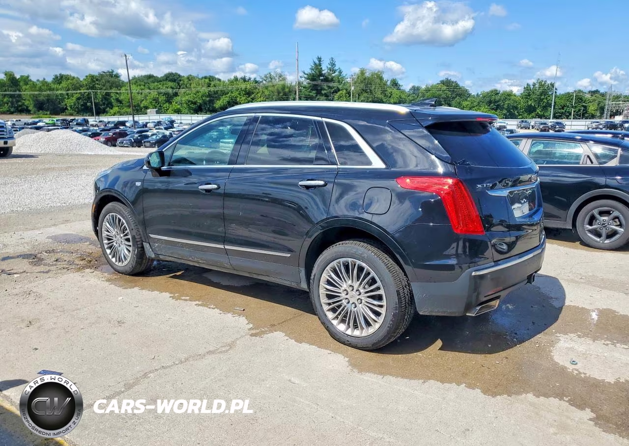 CADILLAC XT5 LUXURY VIN:1GYKNBRS6HZ155051 - 2