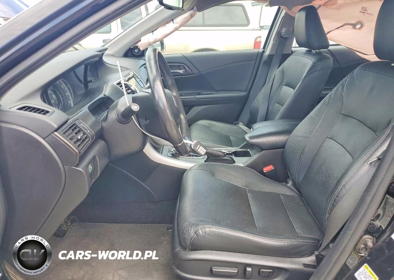 2015 Honda Accord Touring VIN:1HGCR3F94FA008830 - 7