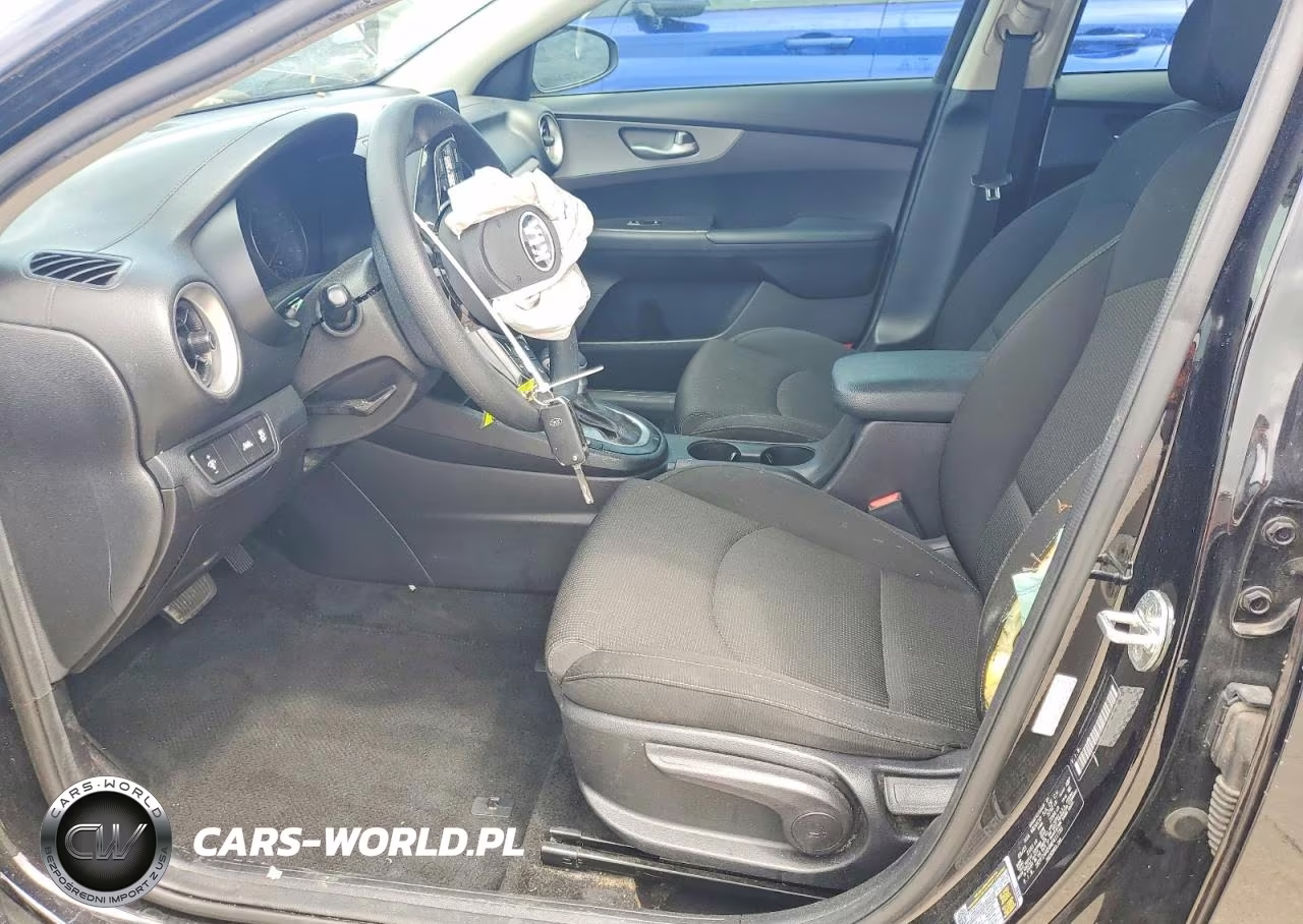 2021 Kia Forte Lxs VIN:3KPF24AD4ME411735 - 7