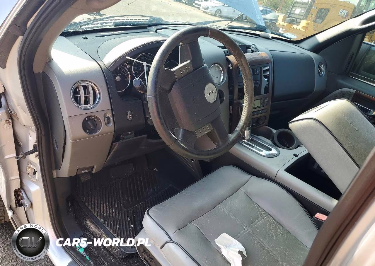 2006 Lincoln Mark Lt VIN:5LTPW165X6FJ25189 - 8