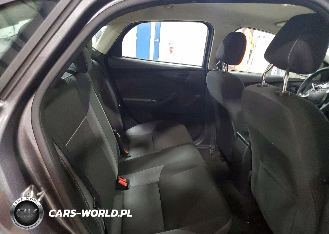 2012 Ford Focus Se VIN:1FAHP3F24CL370501 - 10