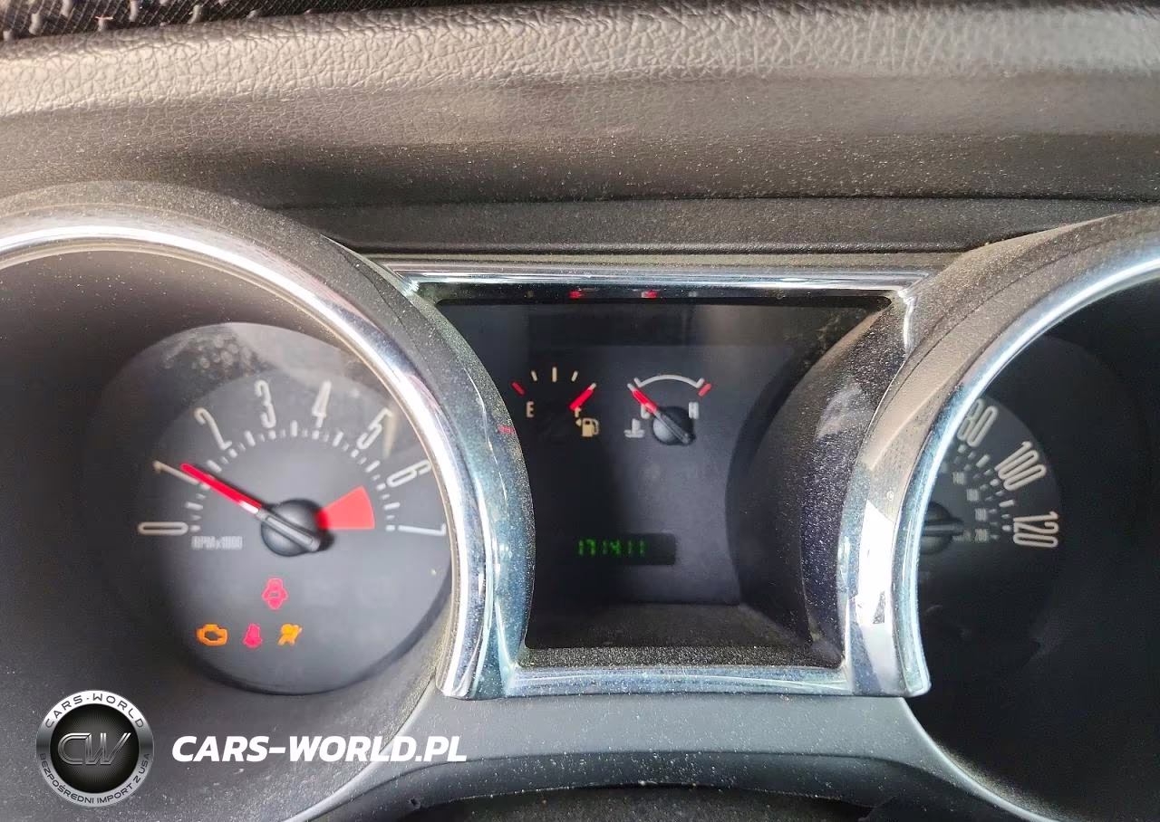 2005 Ford Mustang VIN:1ZVFT84N355215840 - 9